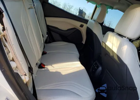 2023 Ford Mustang Mach-E Premium z USA, uszkodzony, nr VIN 3FMTK3SU6PMA90301